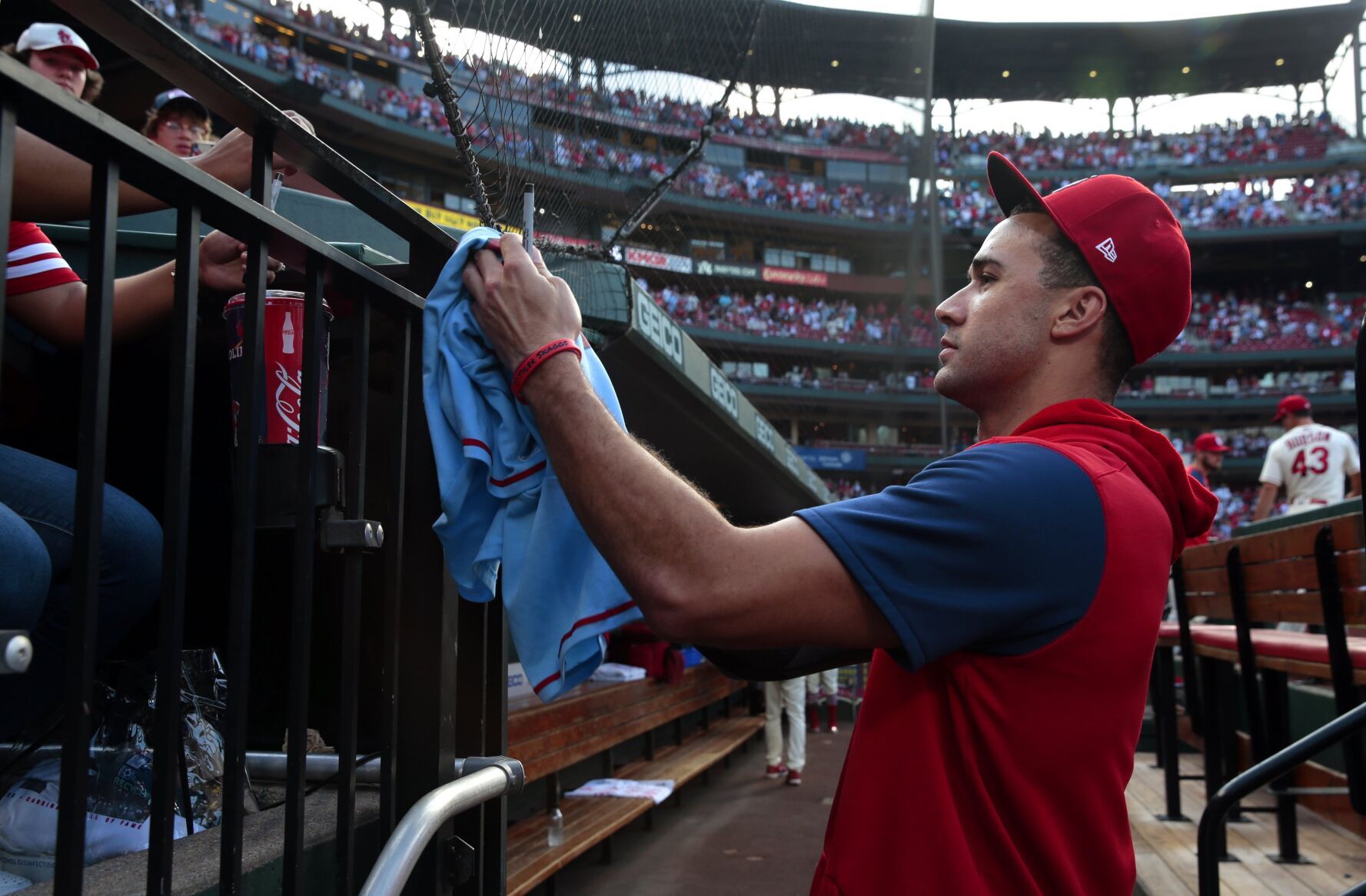 Cardinals host Braves at Busch